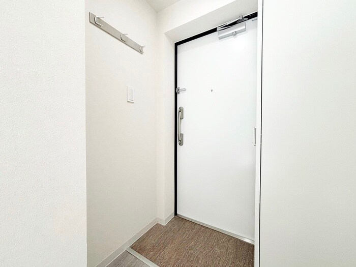 物件内観写真21　(玄関)