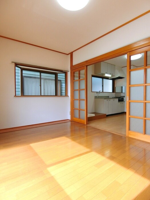 物件内観写真6　(居室)