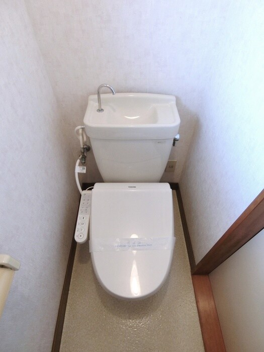 物件内観写真11　(トイレ)