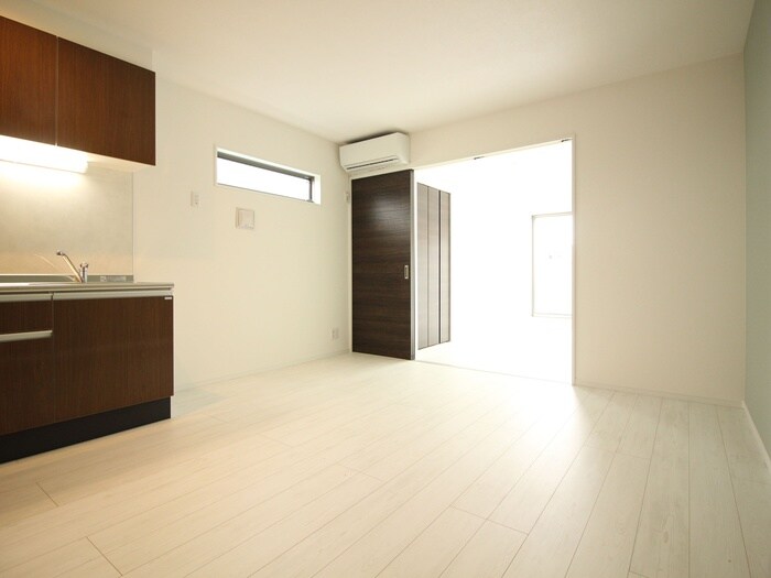 物件内観写真8　(居室)