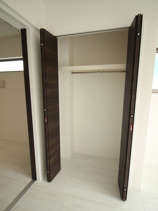 物件内観写真11　(収納)