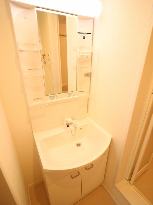 物件内観写真13　(洗面)