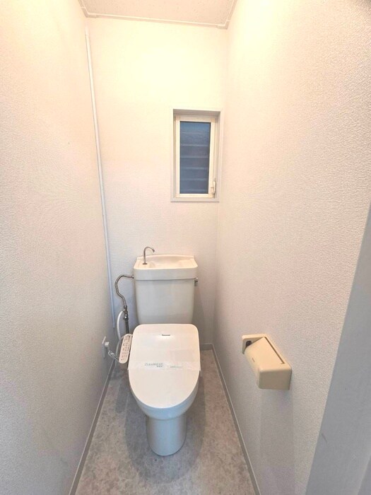 物件内観写真9　(トイレ)