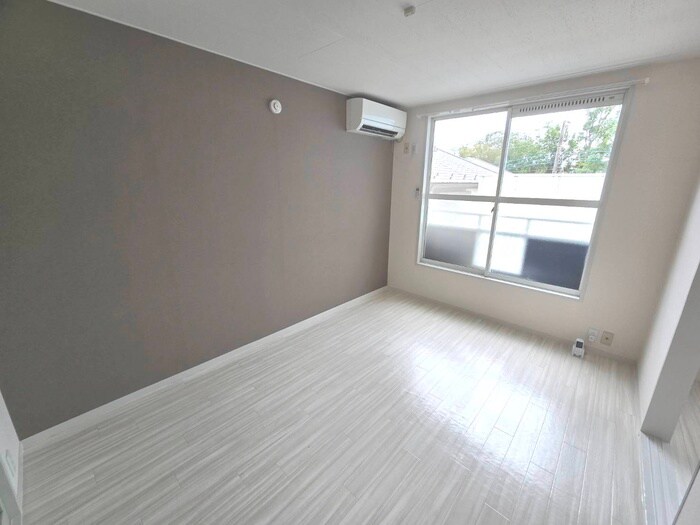 物件内観写真13　(居室)