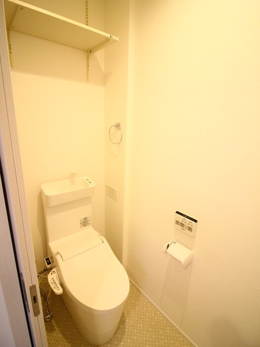 物件内観写真15　(トイレ)