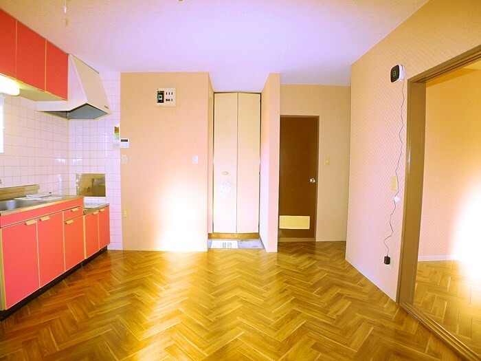 物件内観写真7　(玄関)