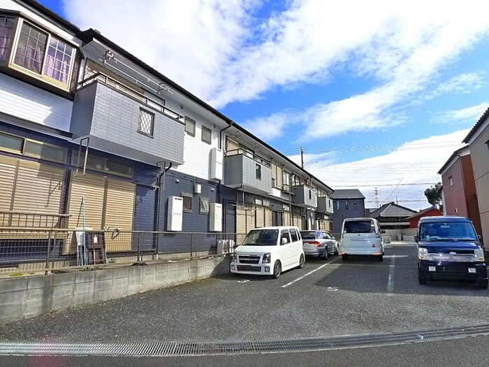 物件外観写真5　(駐輪場)