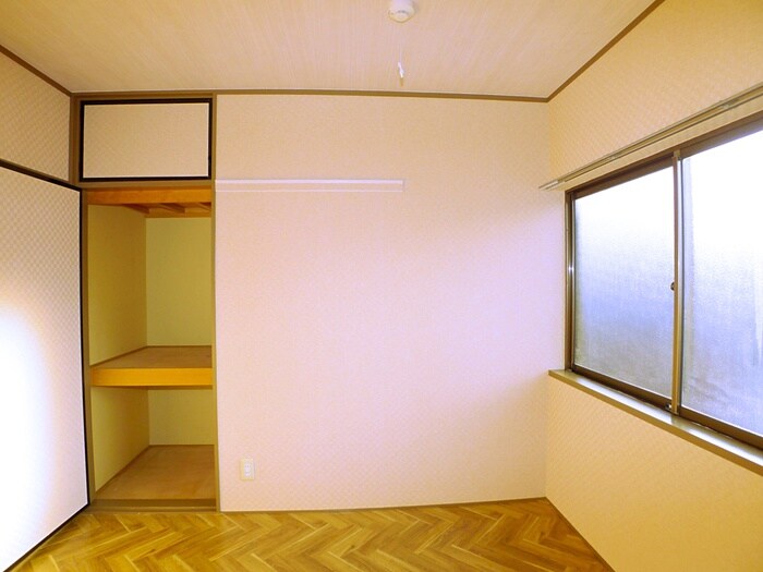 物件内観写真16　(収納)