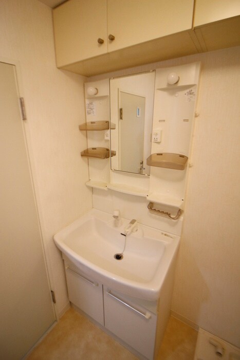 物件内観写真11　(洗面)