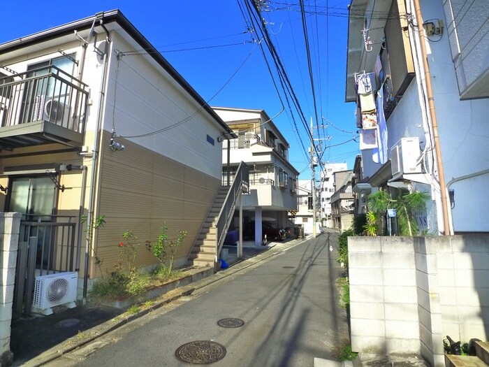 物件外観写真3　(周辺環境)