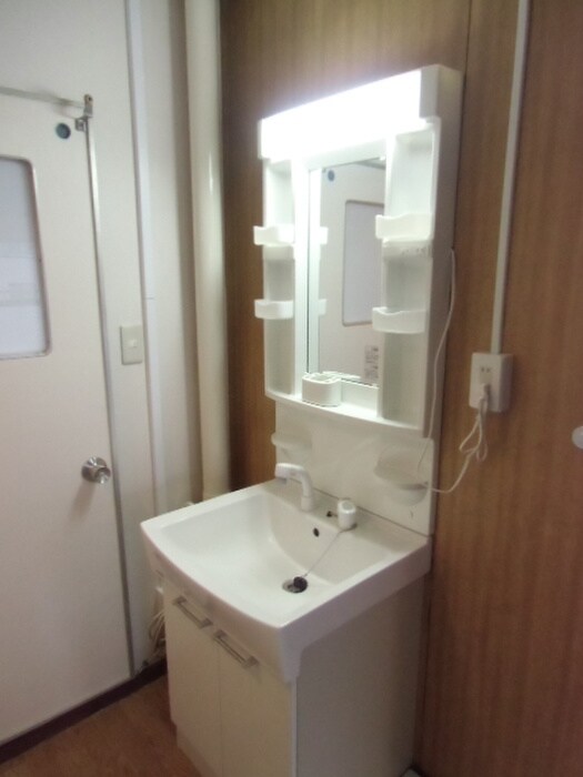 物件内観写真6　(洗面)