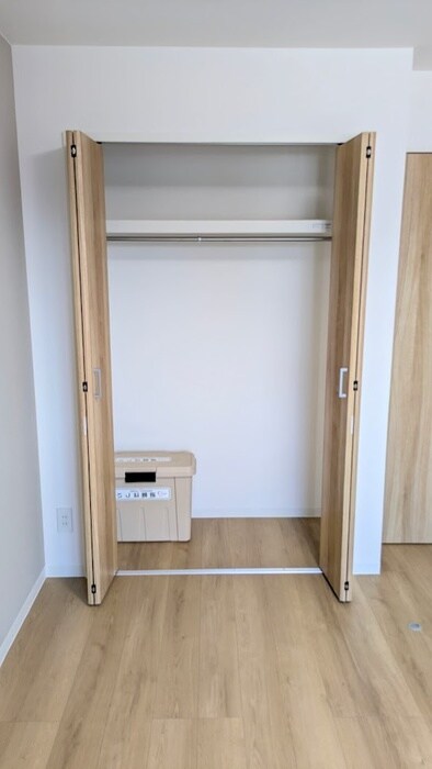 物件内観写真16　(収納)