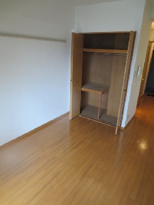 物件内観写真8　(収納)