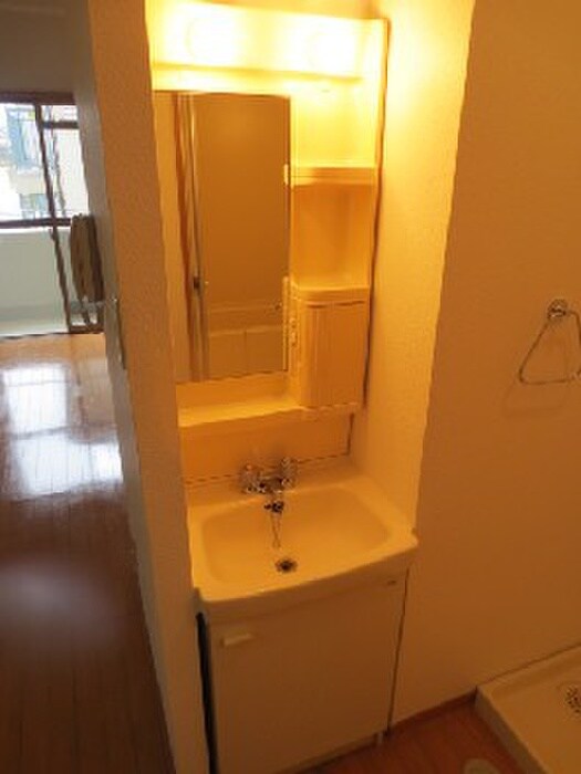 物件内観写真9　(洗面)