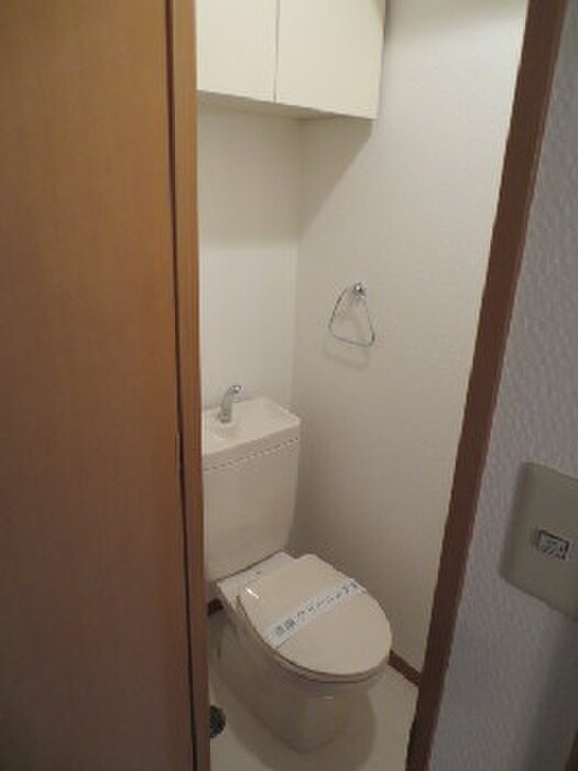 物件内観写真13　(トイレ)