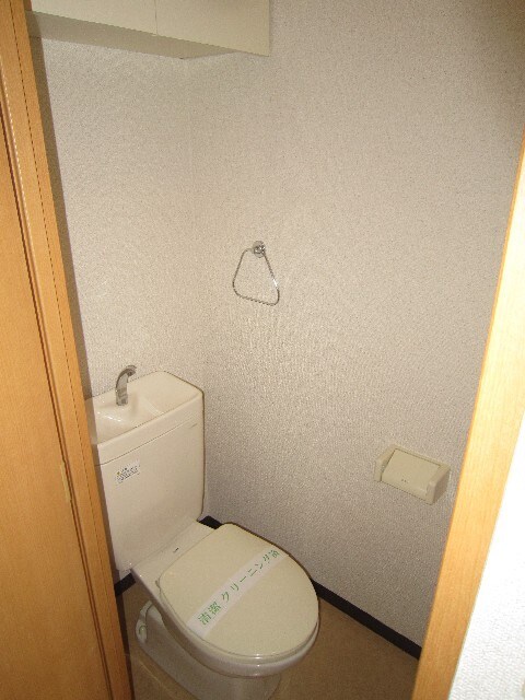 物件内観写真16　(トイレ)