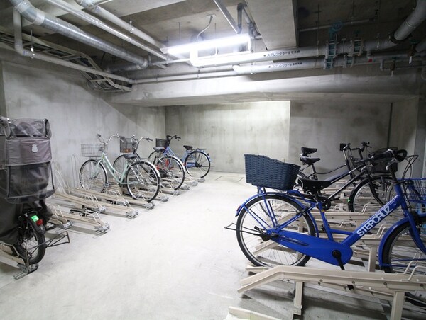 駐輪場