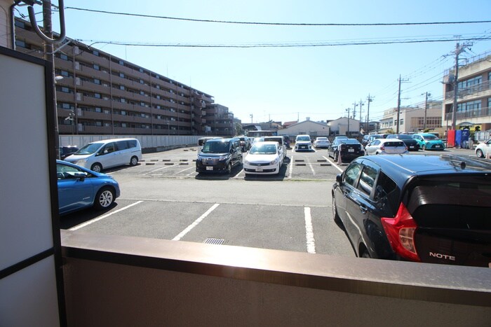 物件内観写真15　(室内からの展望)