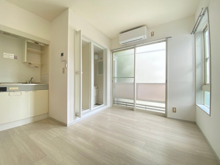 物件内観写真6　(居室)