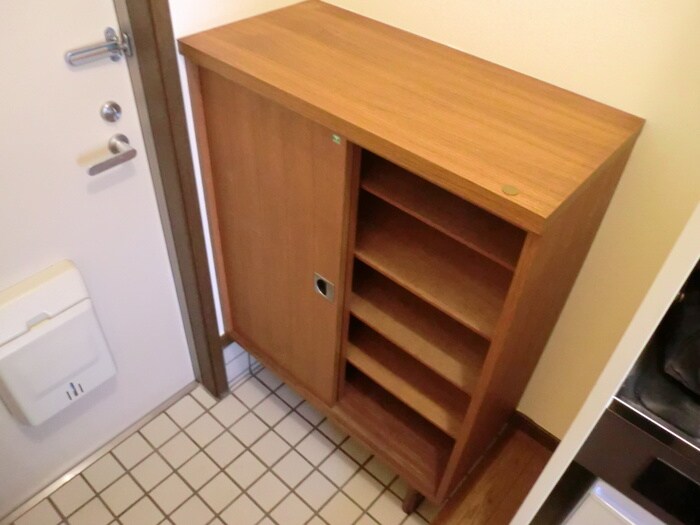 物件内観写真13　(靴箱)