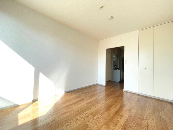 物件内観写真10　(居室)