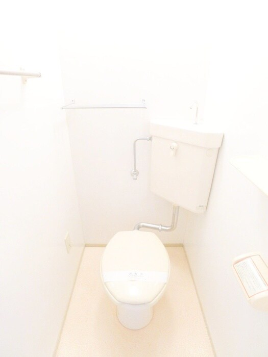 物件内観写真12　(トイレ)