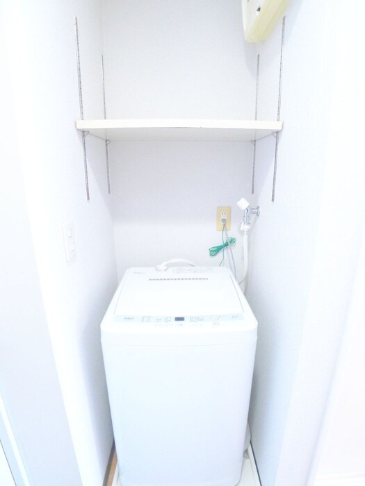 物件内観写真19　(洗濯機置場)