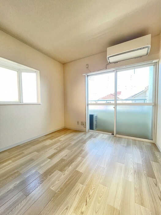 物件内観写真7　(居室)