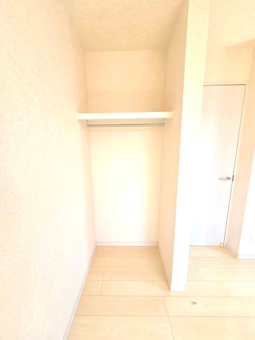 物件内観写真11　(収納)