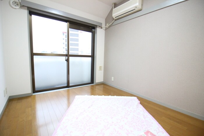 物件内観写真19　(居室)