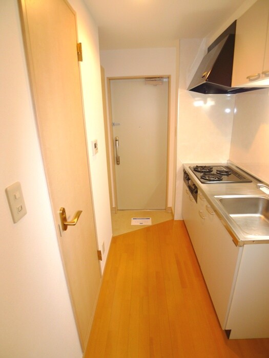 物件内観写真15　(廊下)