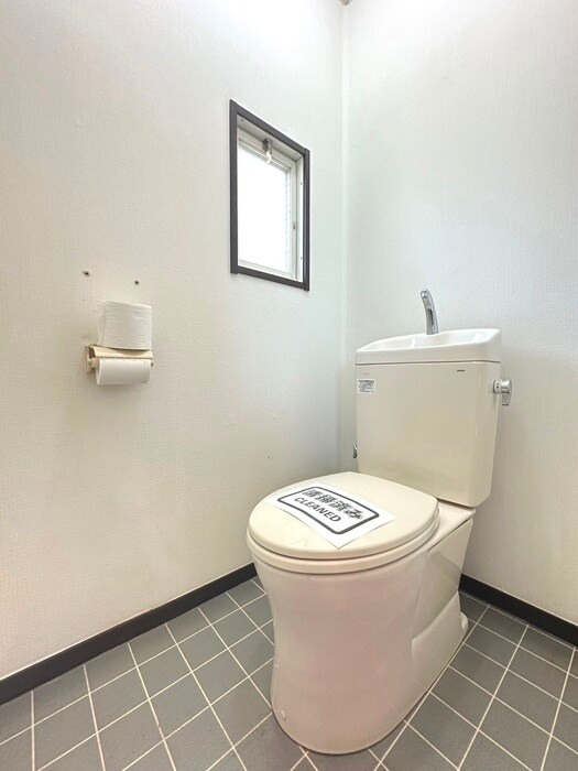 物件内観写真11　(トイレ)