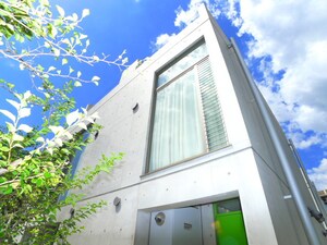 Y´s ANNEX A外観写真