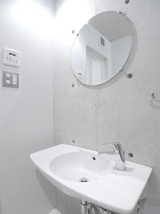 物件内観写真10　(洗面)