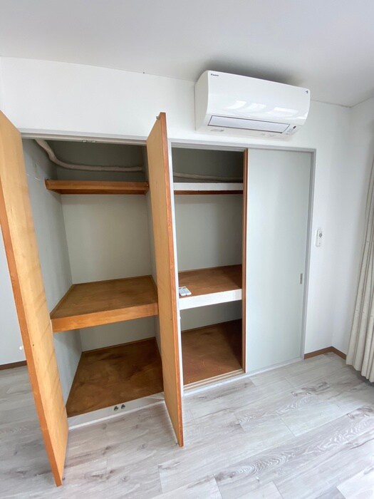 物件内観写真5　(収納)