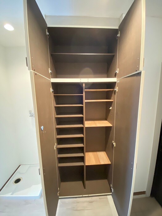 物件内観写真7　(靴箱)