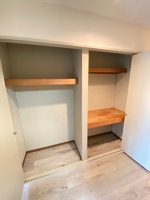 物件内観写真10　(収納)