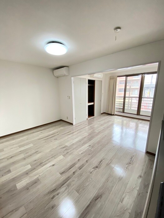 物件内観写真14　(居室)