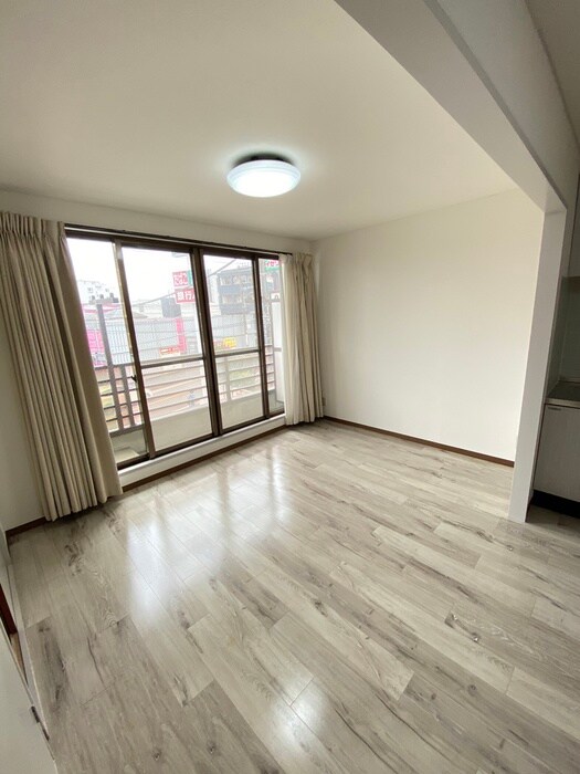 物件内観写真15　(居室)