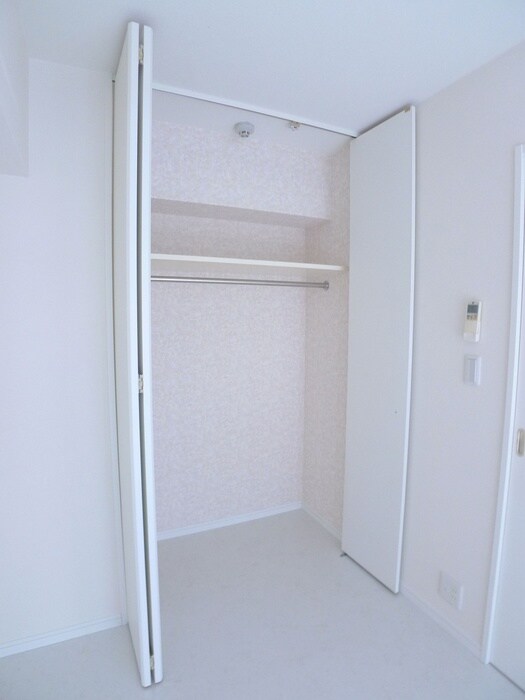 物件内観写真11　(収納)