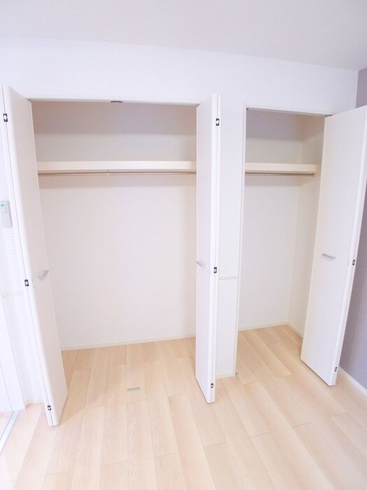 物件内観写真11　(収納)