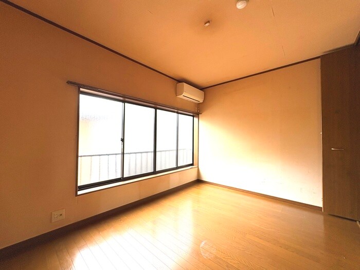 物件内観写真9　(居室)