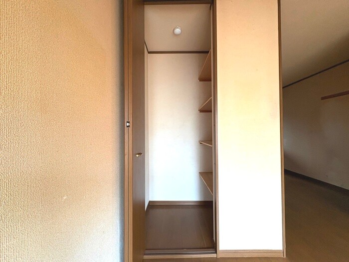 物件内観写真17　(収納)