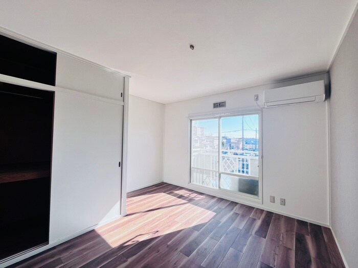 物件内観写真7　(居室)