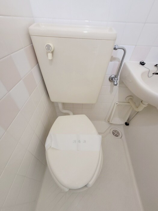 物件内観写真14　(トイレ)