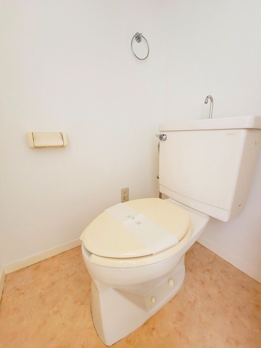 物件内観写真15　(トイレ)