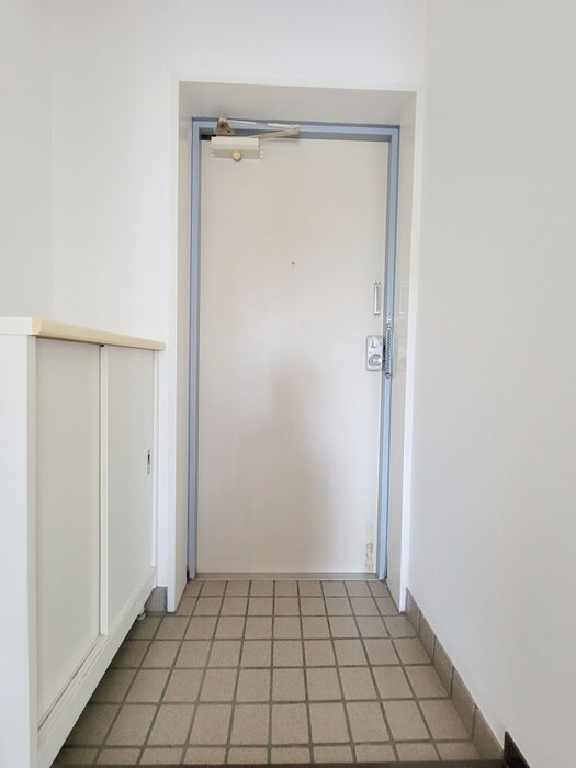 物件内観写真20　(玄関)