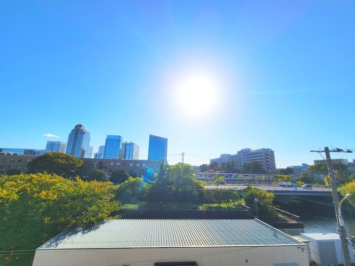 物件内観写真22　(室内からの展望)