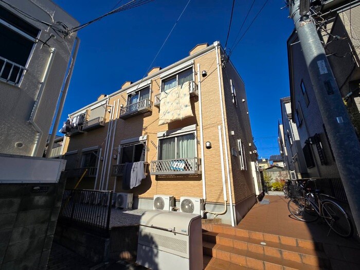 物件外観写真6　(エントランス部分)