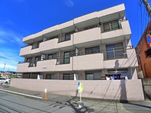 高力マンション外観写真